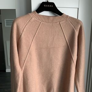 MOVING SALE 🔥 Sweater